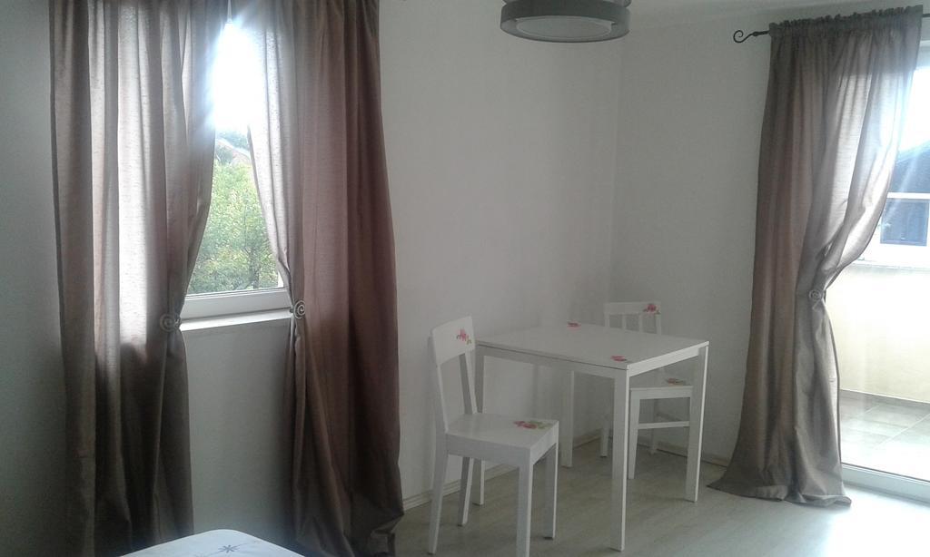 Apartment Casa Eni Drazice Dış mekan fotoğraf