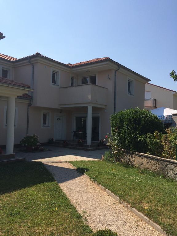 Apartment Casa Eni Drazice Dış mekan fotoğraf
