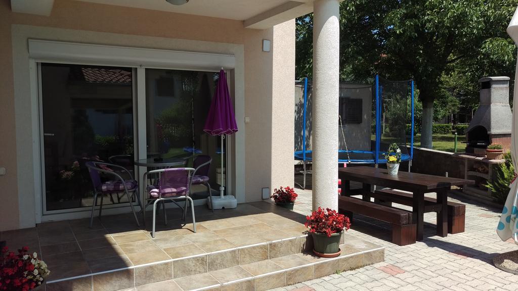 Apartment Casa Eni Drazice Dış mekan fotoğraf